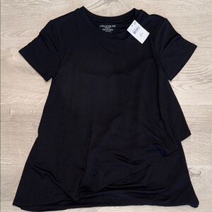 A Pea in the Pod Black Short Sleeve Tee